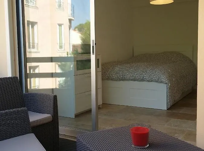 아파트 De Charme Coeur De Juan & Plages *